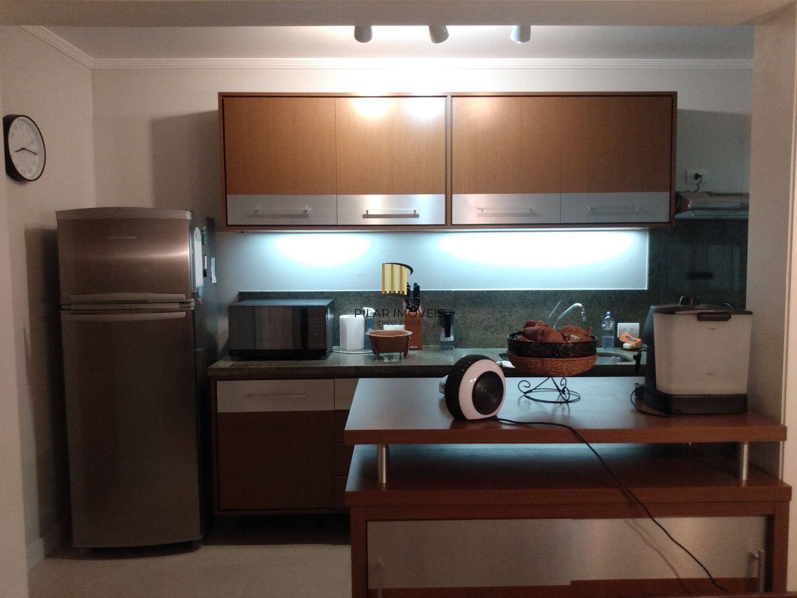 APARTAMENTO 3 DORMITÓRIOS COM SUÍTE E VAGA DE GARAGEM NO MIOLO DO CENTRO HISTÓRICO