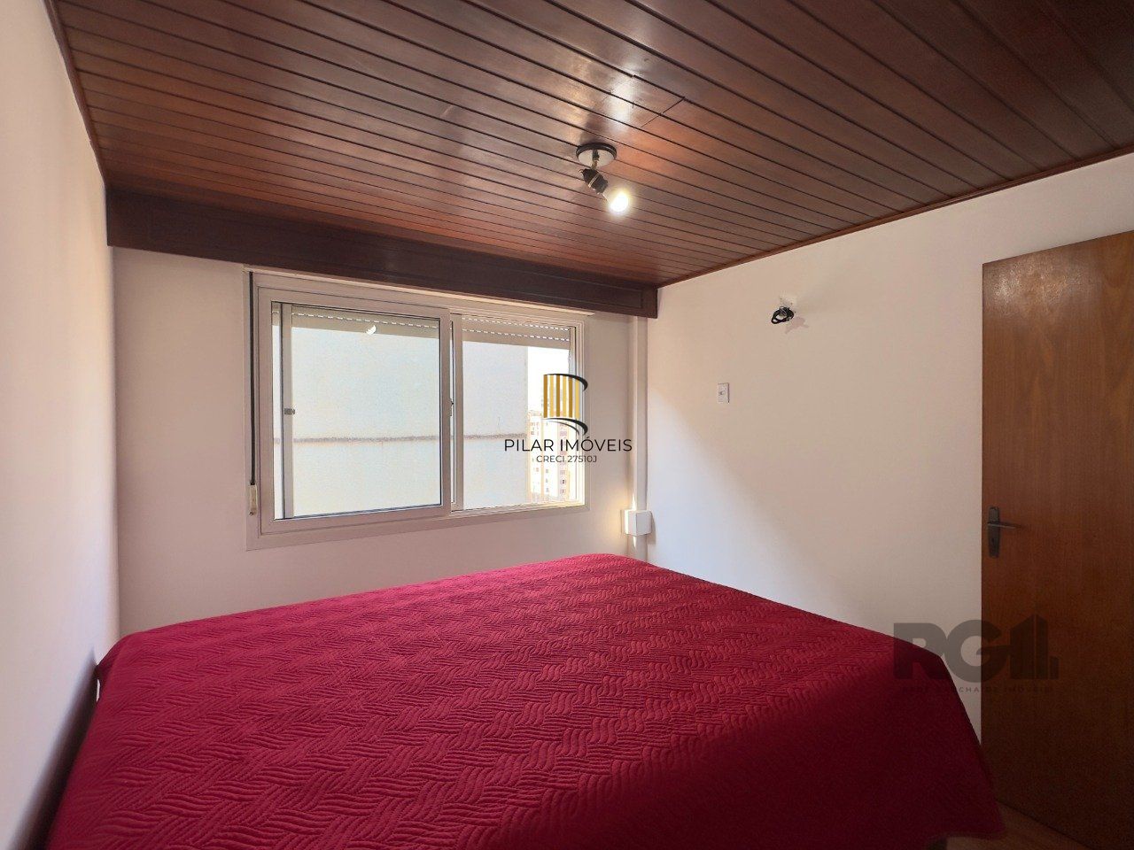 APARTAMENTO 1 DORMITÓRIO COM CHURRASQUEIRA E GARAGEM NO CENTRO HISTÓRICO