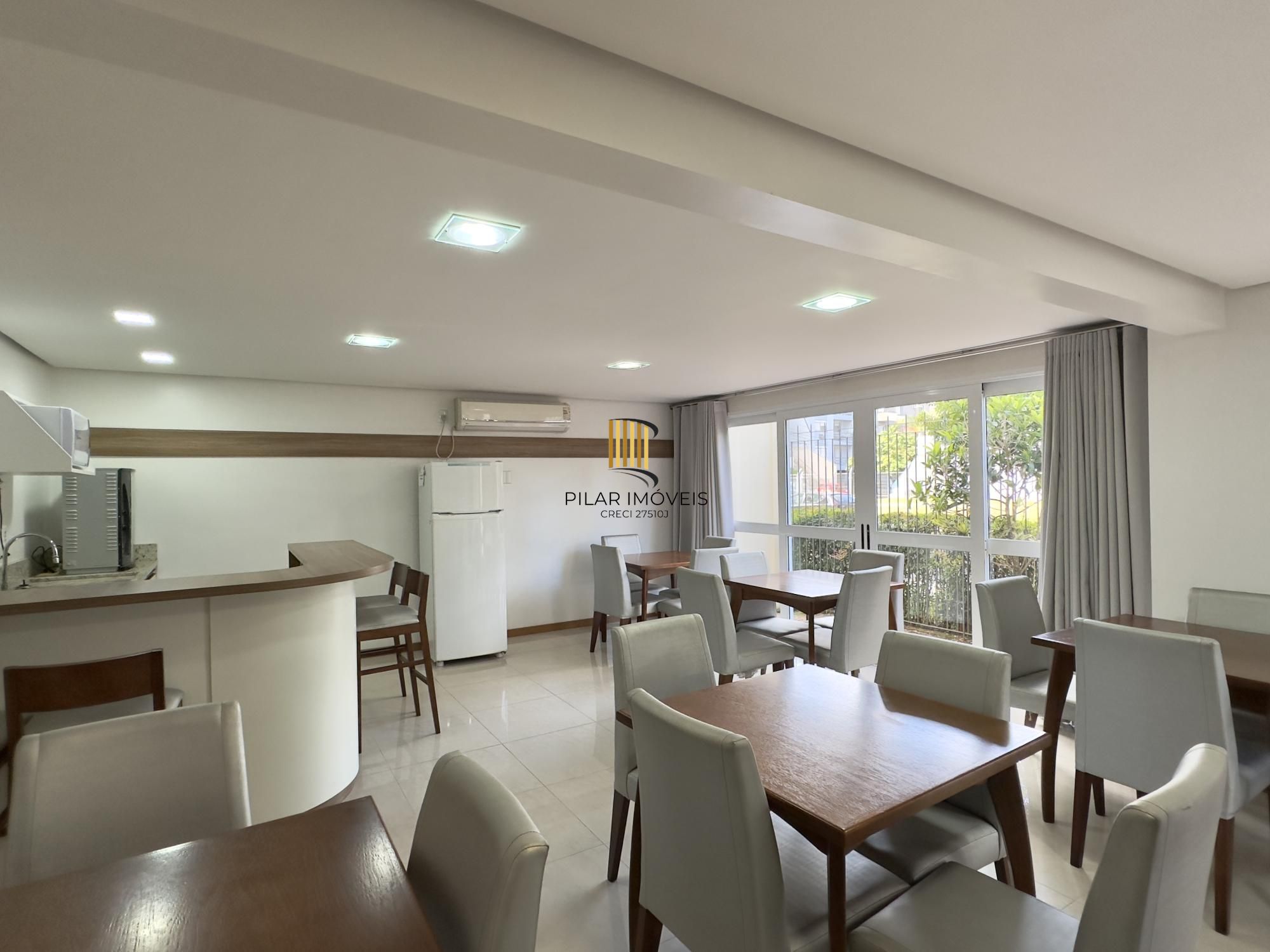 APARTAMENTO DE 2 DORMITÓRIOS, SENDO 1 SUÍTE E 2 VAGAS DE GARAGEM