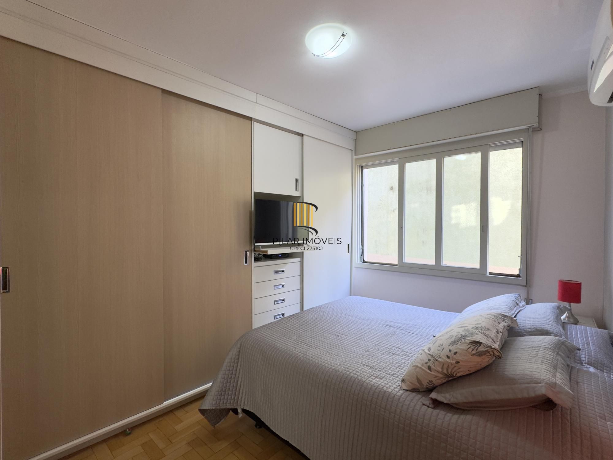 APARTAMENTO 2 DORMITÓRIOS SUPER CHARMOSO NO BAIRRO CENTRO HISTÓRICO