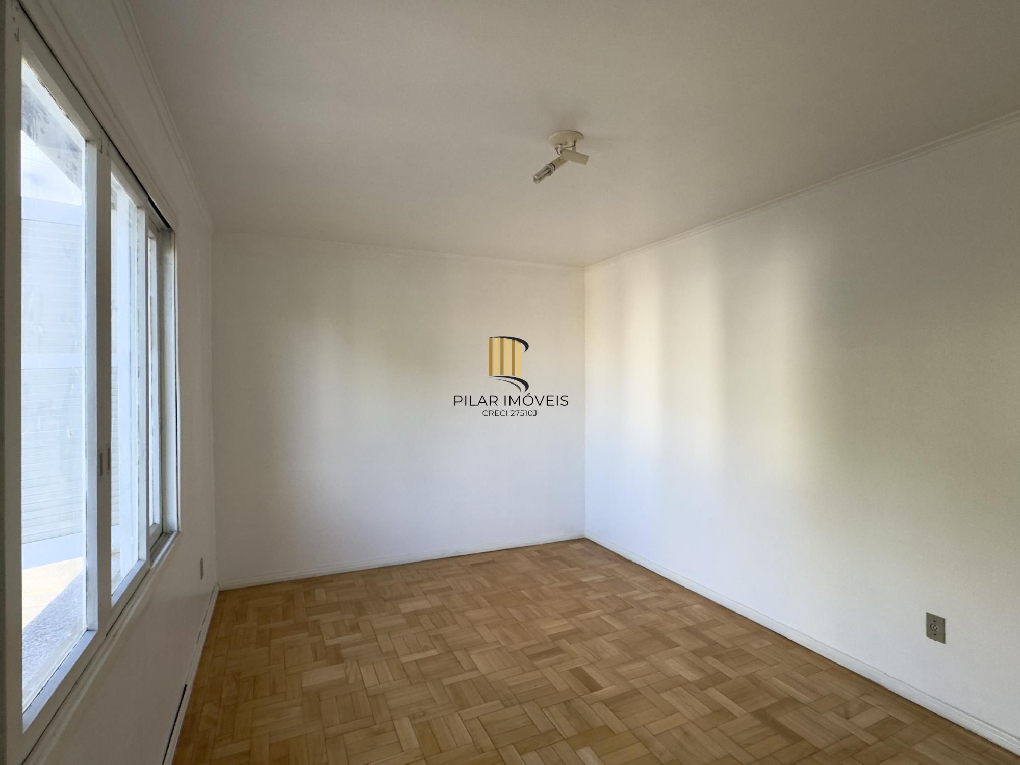 APARTAMENTO 3 DORMITÓRIO COM 2 BANHEIROS PRÓXIMO AO BOURBON IPIRANGA