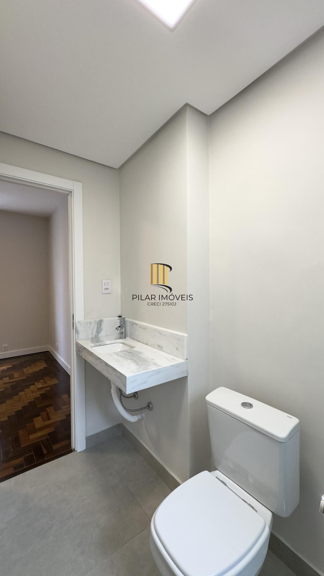 Apartamento reformado de 103m², 3 dormitórios, sendo 1 suíte no Centro Histórico