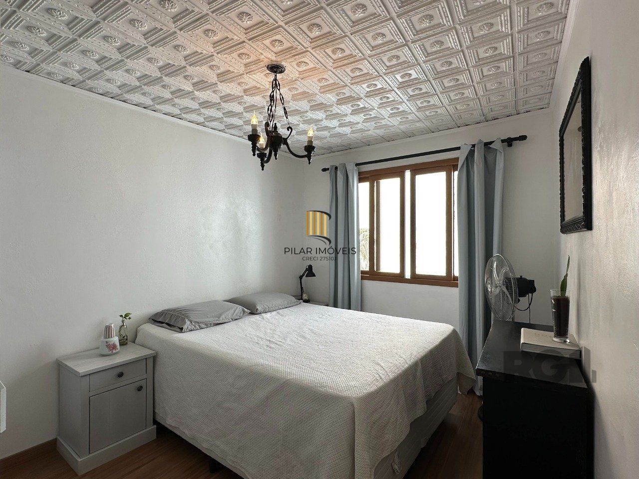 CASA TOTALMENTE REFORMADA EM ÓTIMA LOCALIZAÇÃO NO CENTRO HISTÓRICO
