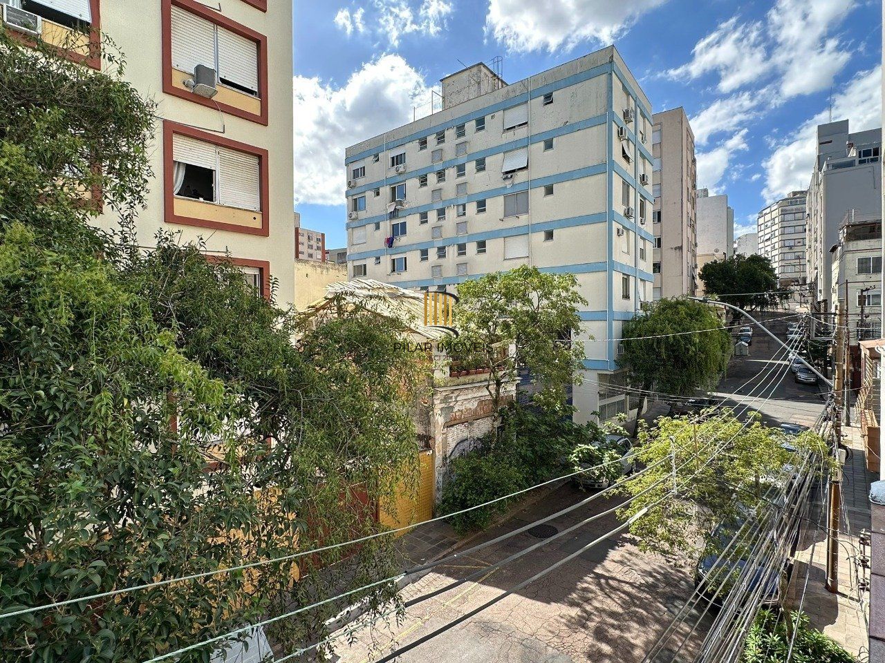 CASA TOTALMENTE REFORMADA EM ÓTIMA LOCALIZAÇÃO NO CENTRO HISTÓRICO