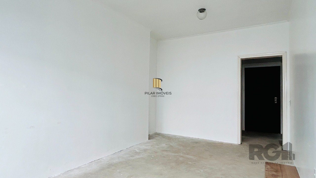 APARTAMENTO GARDEN 3 DORMITÓRIOS COM VAGA DE GARAGEM NO MENINO DEUS