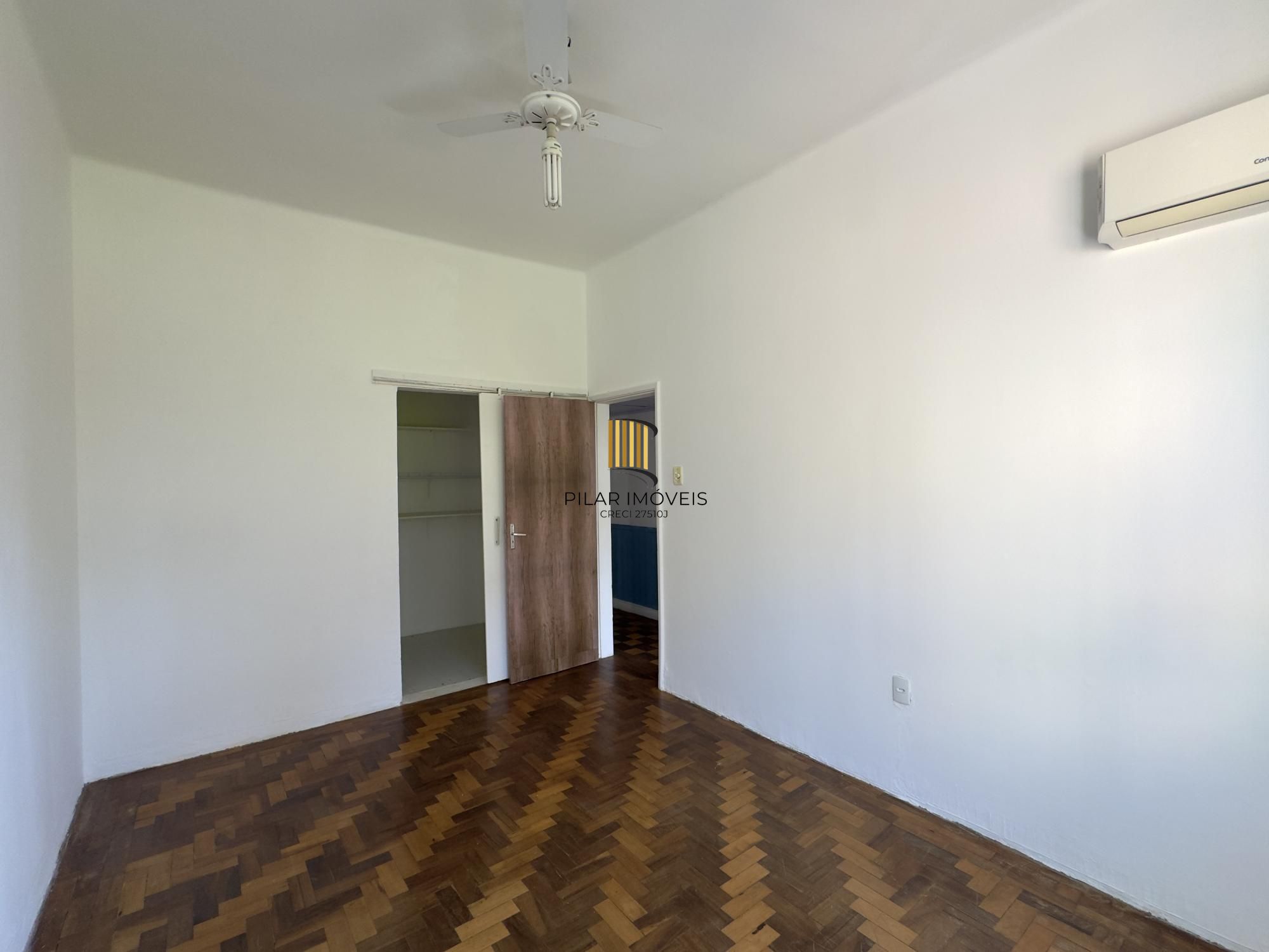 Apartamento 2 dormitórios super silencioso no Centro Histórico