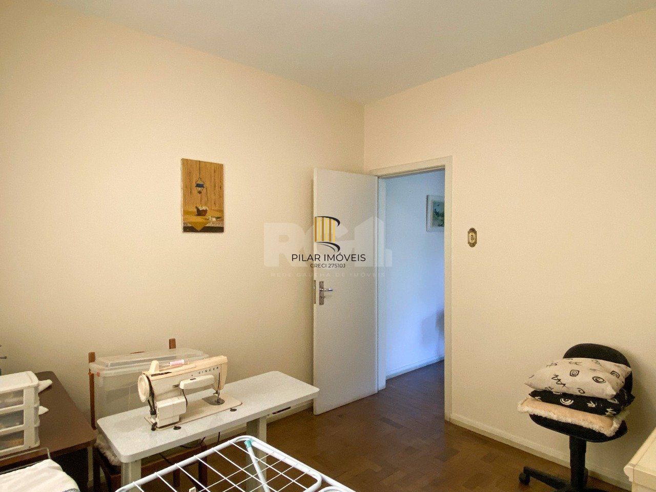Casa com 4 dormitórios, no bairro Nossa Senhora das Graças em Canoas/RS