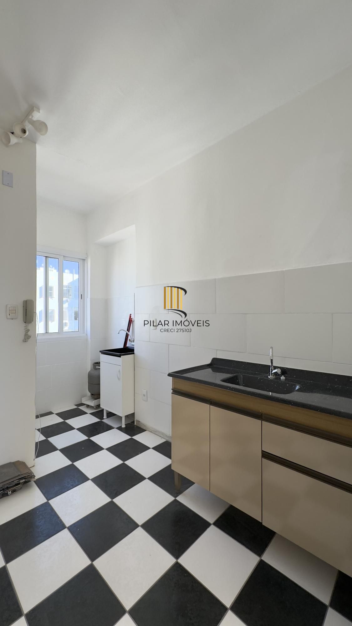 APARTAMENTO 2 DORMITÓRIOS REFORMADO COM LINDA VISTA NO CENTRO HISTÓRICO