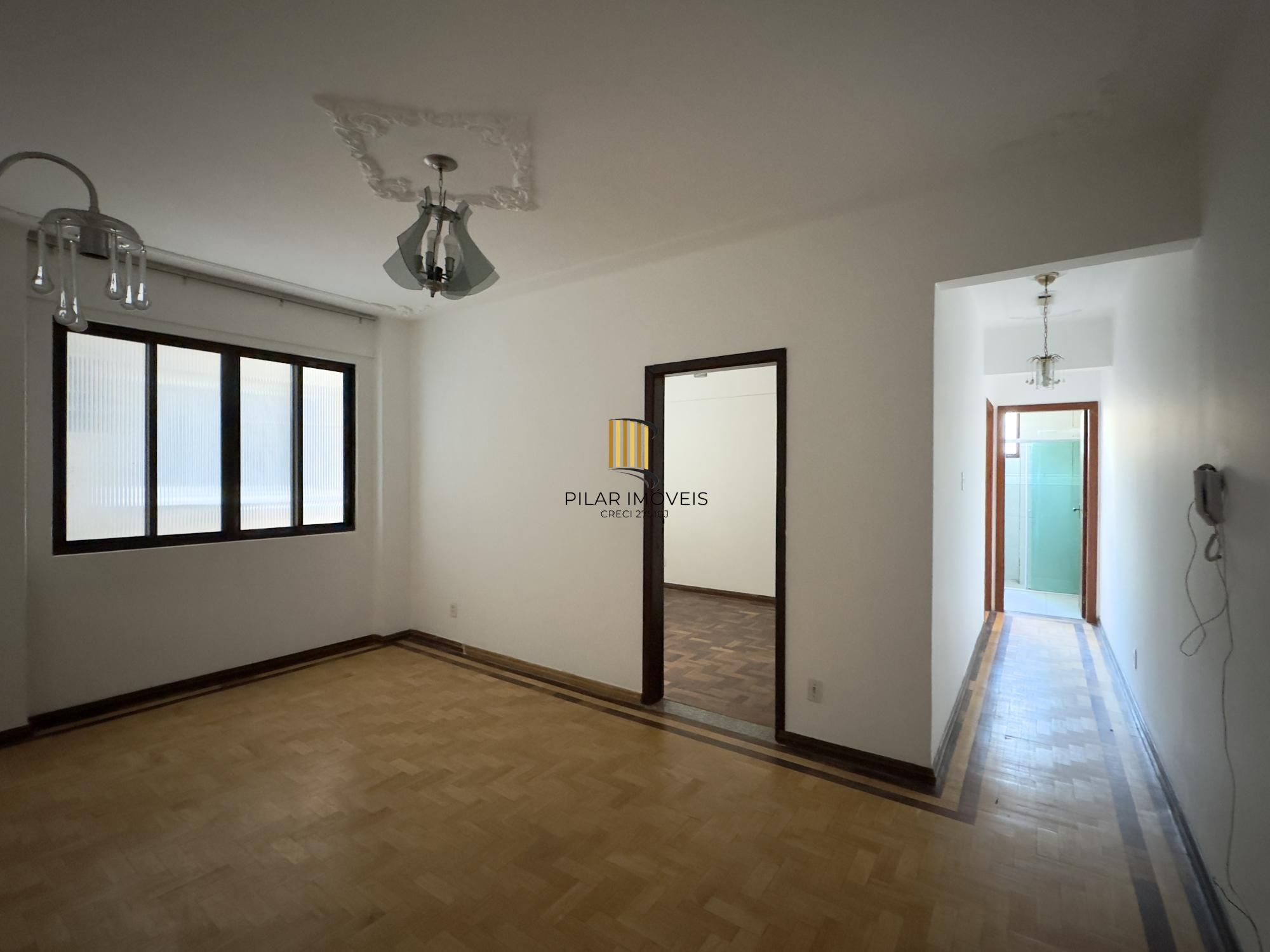 APARTAMENTO 2 DORMITÓRIOS TOTALMENTE REFORMADO NO CENTRO HISTÓRICO