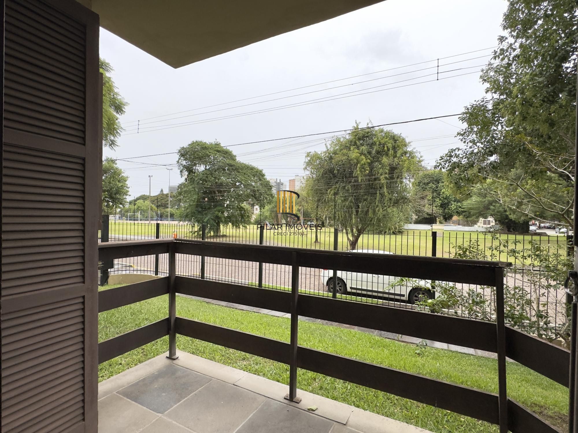 APARTAMENTO 2 DORMITÓRIO, SUPER AMPLO, PRÓXIMO À PUCRS