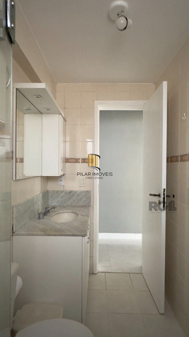 APARTAMENTO GARDEN, 2 DORMITÓRIOS E 1 VAGA DE GARAGEM COM ÓTIMA LOCALIZAÇÃO NO MOINHOS