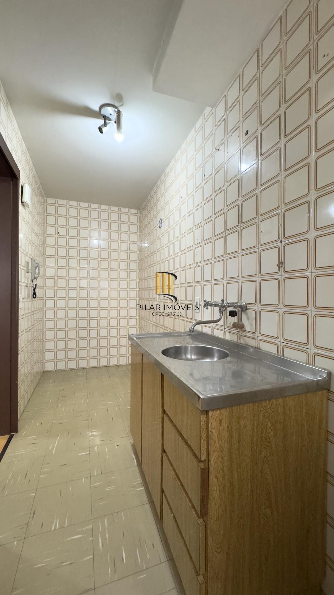 APARTAMENTO 1 DORMITÓRIO EM ÓTIMA LOCALIZAÇÃO NO CENTRO HISTÓRICO