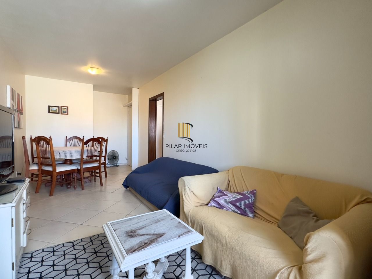 APARTAMENTO 2 DORMITÓRIOS COM LAVABO E VISTA DEFINIDA NO CENTRO HISTÓRICO