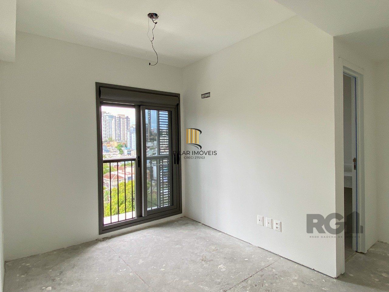 APARTAMENTO 2 DORMITÓRIOS COM VISTA DEFINIDA NA PARTE PLANA DO BELA VISTA