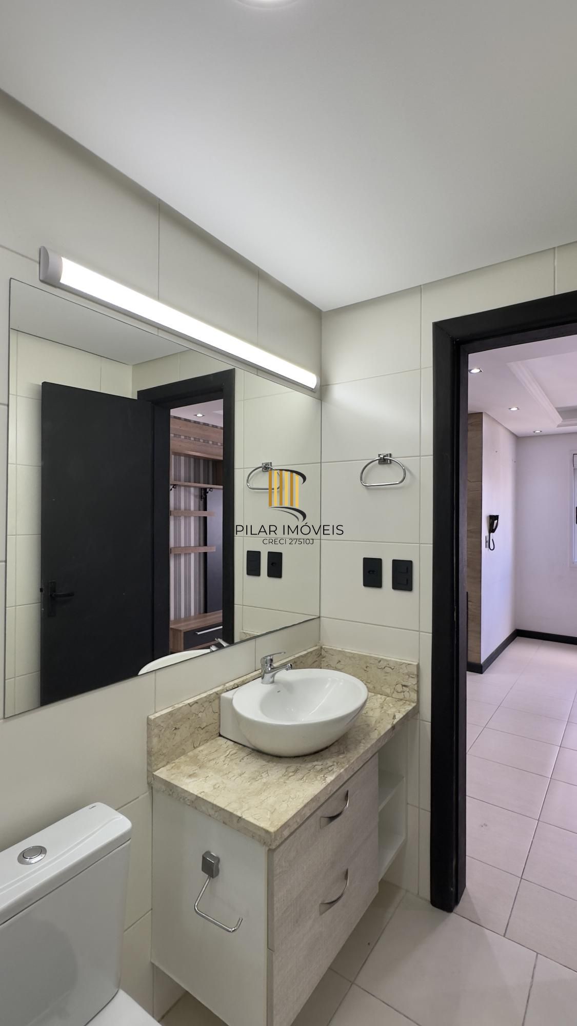 APARTAMENTO DE 2 DORMITÓRIOS, SENDO 1 SUÍTE E 2 VAGAS DE GARAGEM