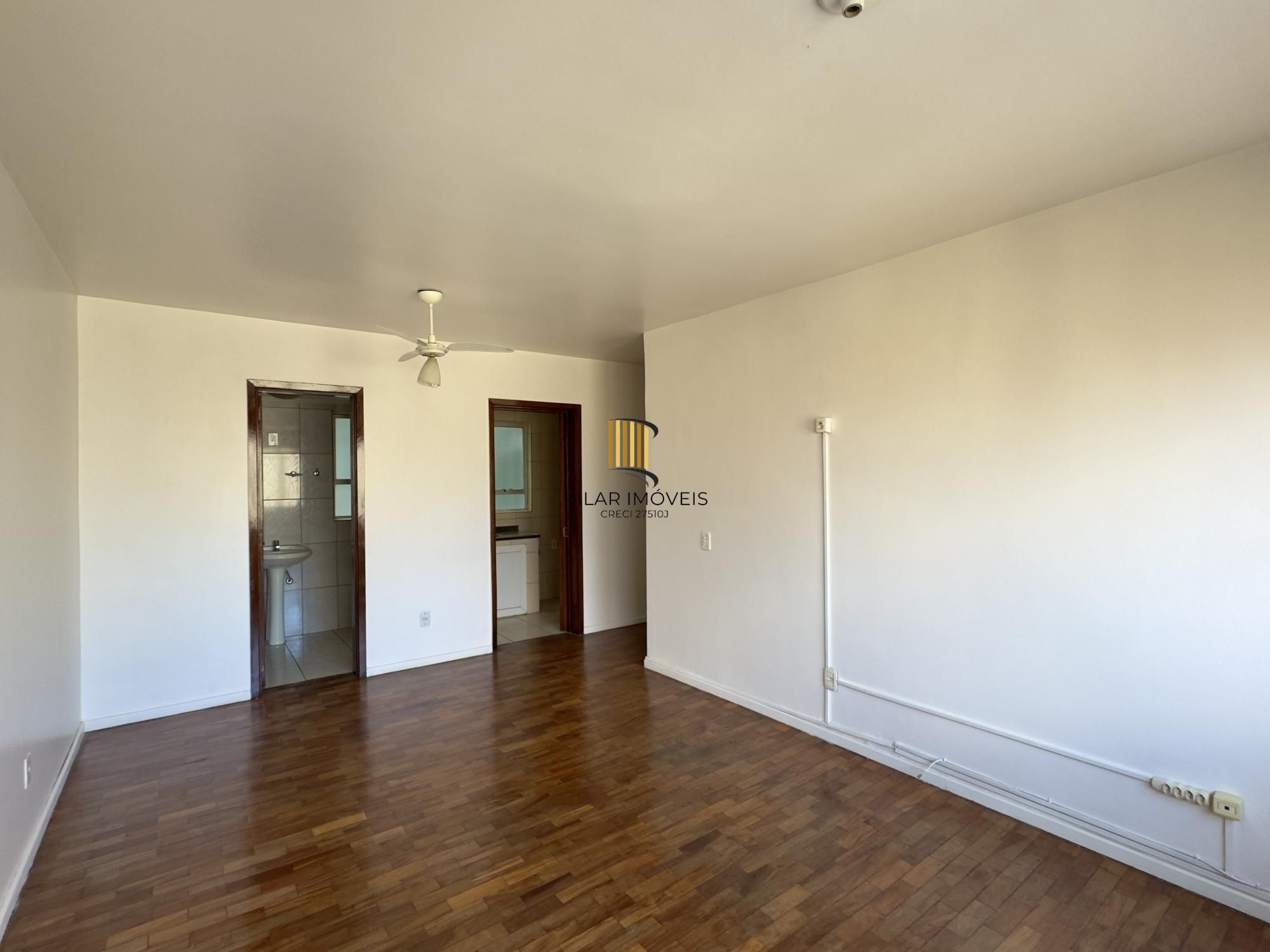 Studio de 37m², com vista definida e cozinha separada próximo à Santa Casa