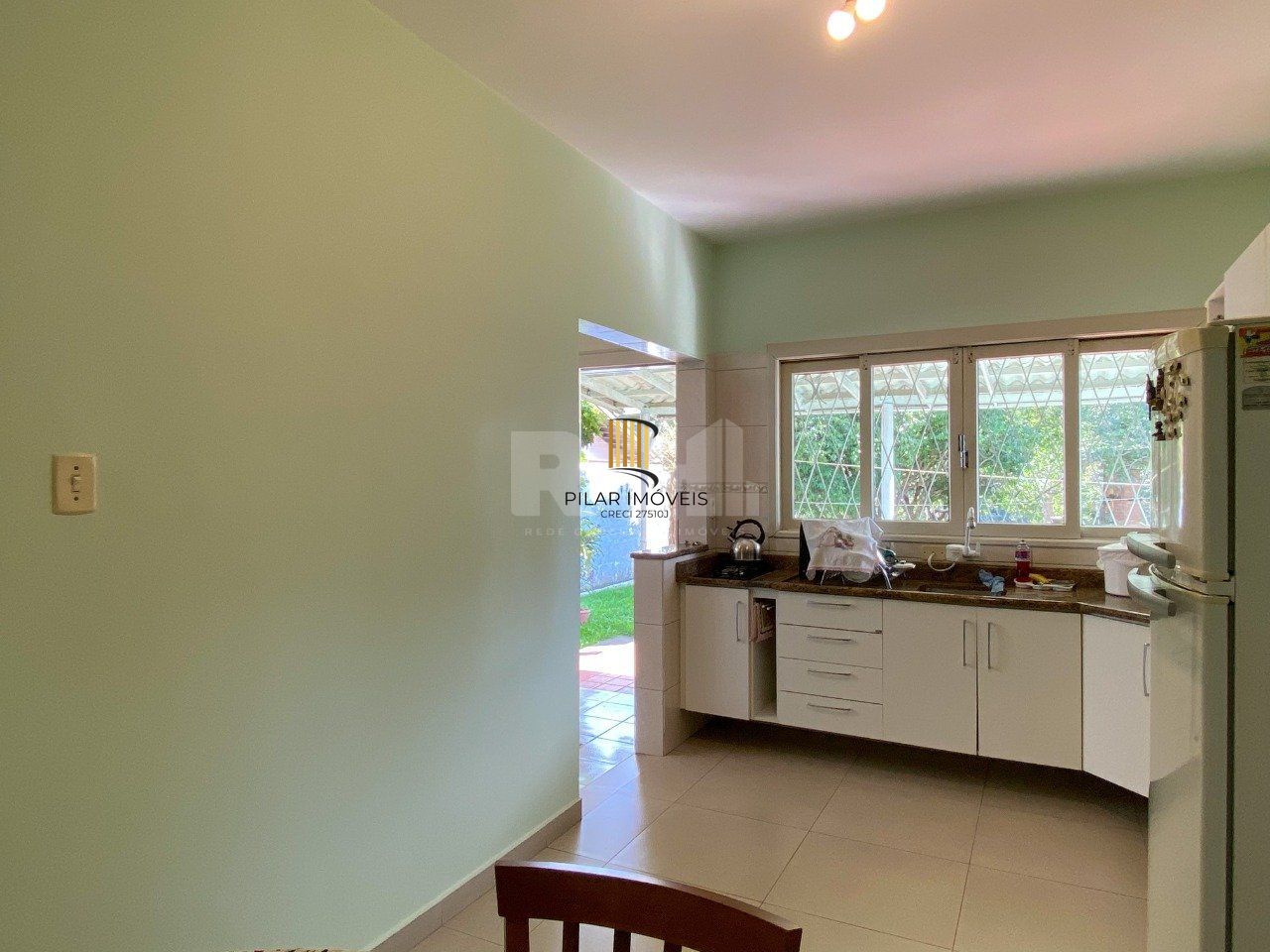 Casa com 4 dormitórios, no bairro Nossa Senhora das Graças em Canoas/RS