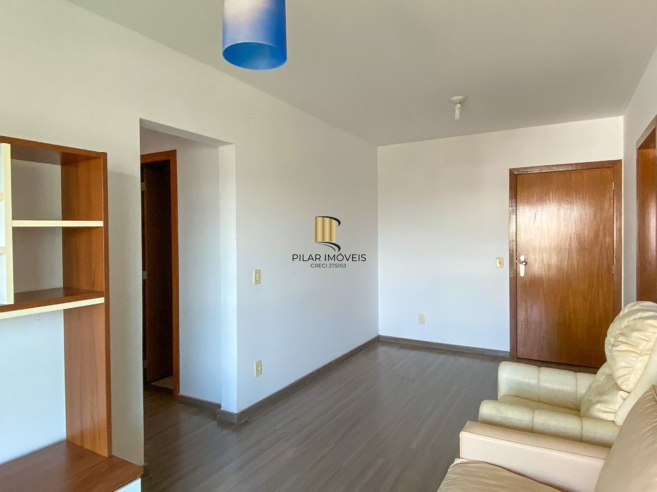 Apartamento 2 dormitórios, com vaga de garagem na Avenida Cavalhada