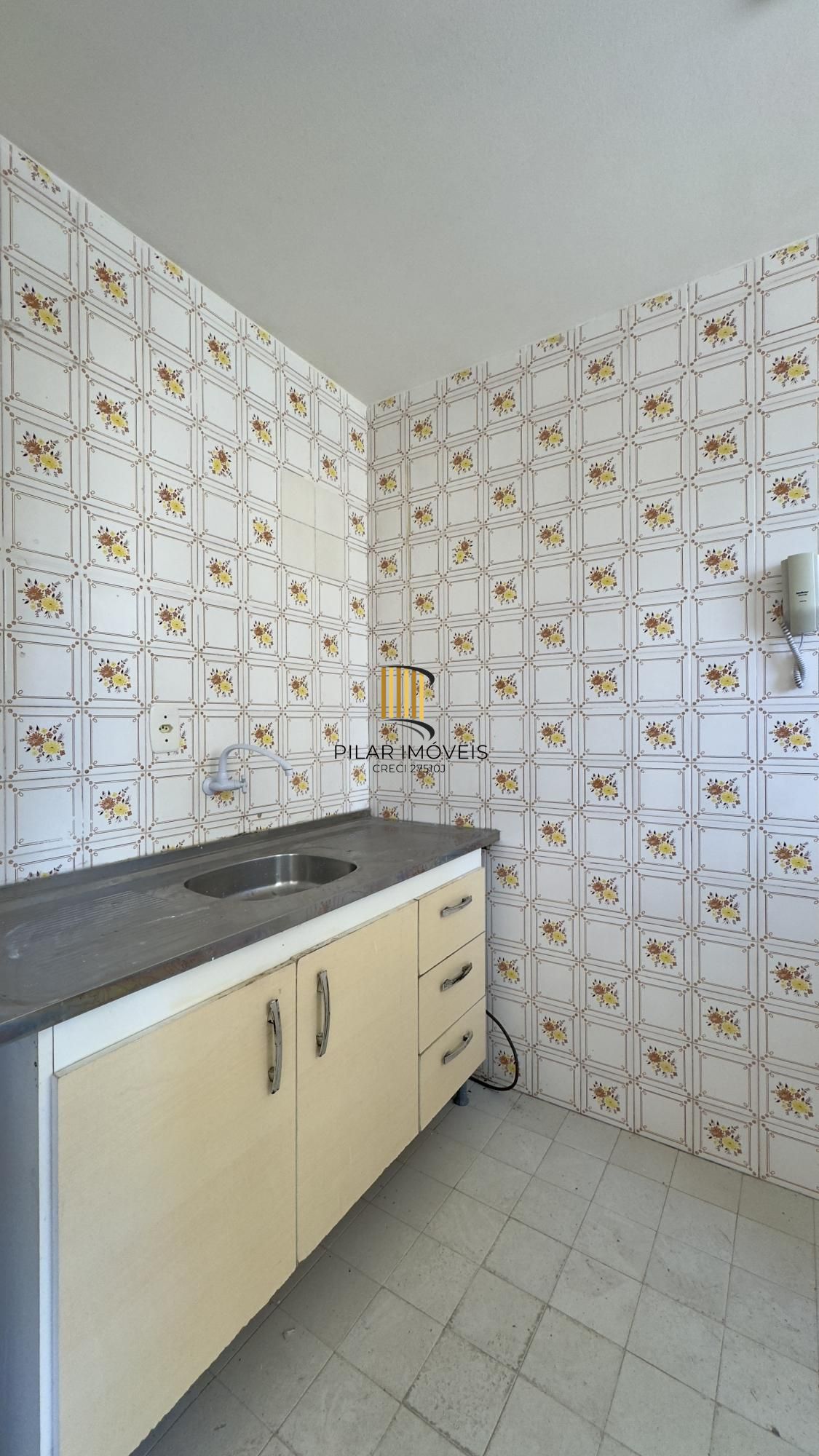 Studio com 28m² super bem iluminado, em ótima localização no Centro Histórico