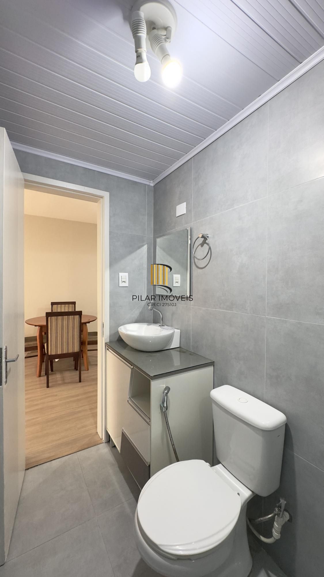 APARTAMENTO MOBILIADO 1 DORMITÓRIO PRÓXIMO AO GASÔMETRO NO CENTRO HISTÓRICO