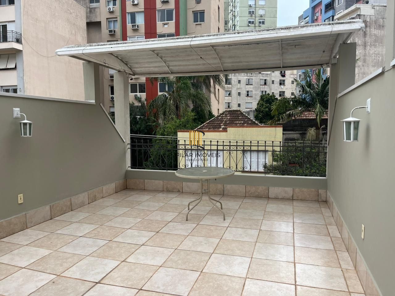 Casa para Venda - 350m², 2 dormitórios, sendo 2 suites, 2 vagas - Centro Histórico