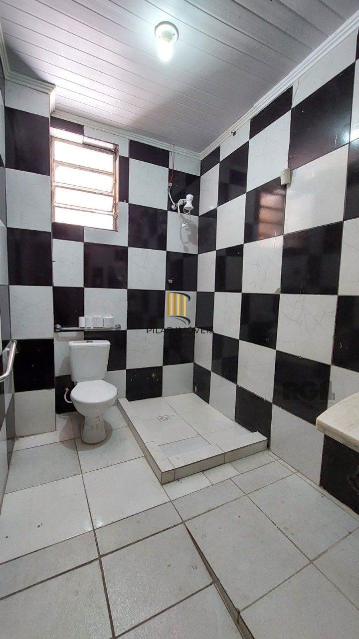 Apartarmento amplo 2 dormitórios em região comercial no Centro Histórico