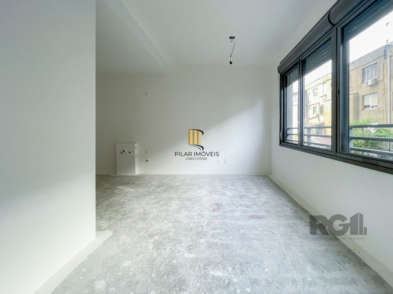 APARTAMENTO STUDIO COM 27M² À VENDA - BAIRRO CIDADE BAIXA