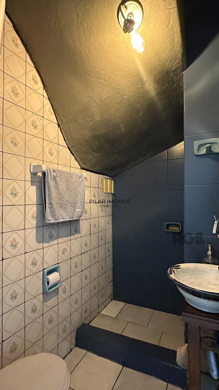 CASA TOTALMENTE REFORMADA EM ÓTIMA LOCALIZAÇÃO NO CENTRO HISTÓRICO