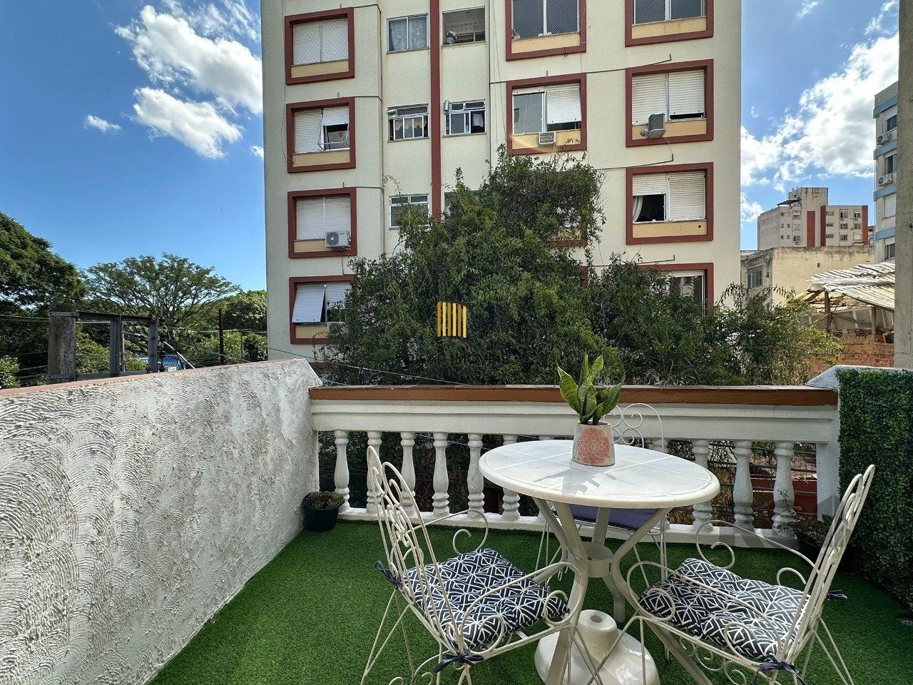 CASA TOTALMENTE REFORMADA EM ÓTIMA LOCALIZAÇÃO NO CENTRO HISTÓRICO