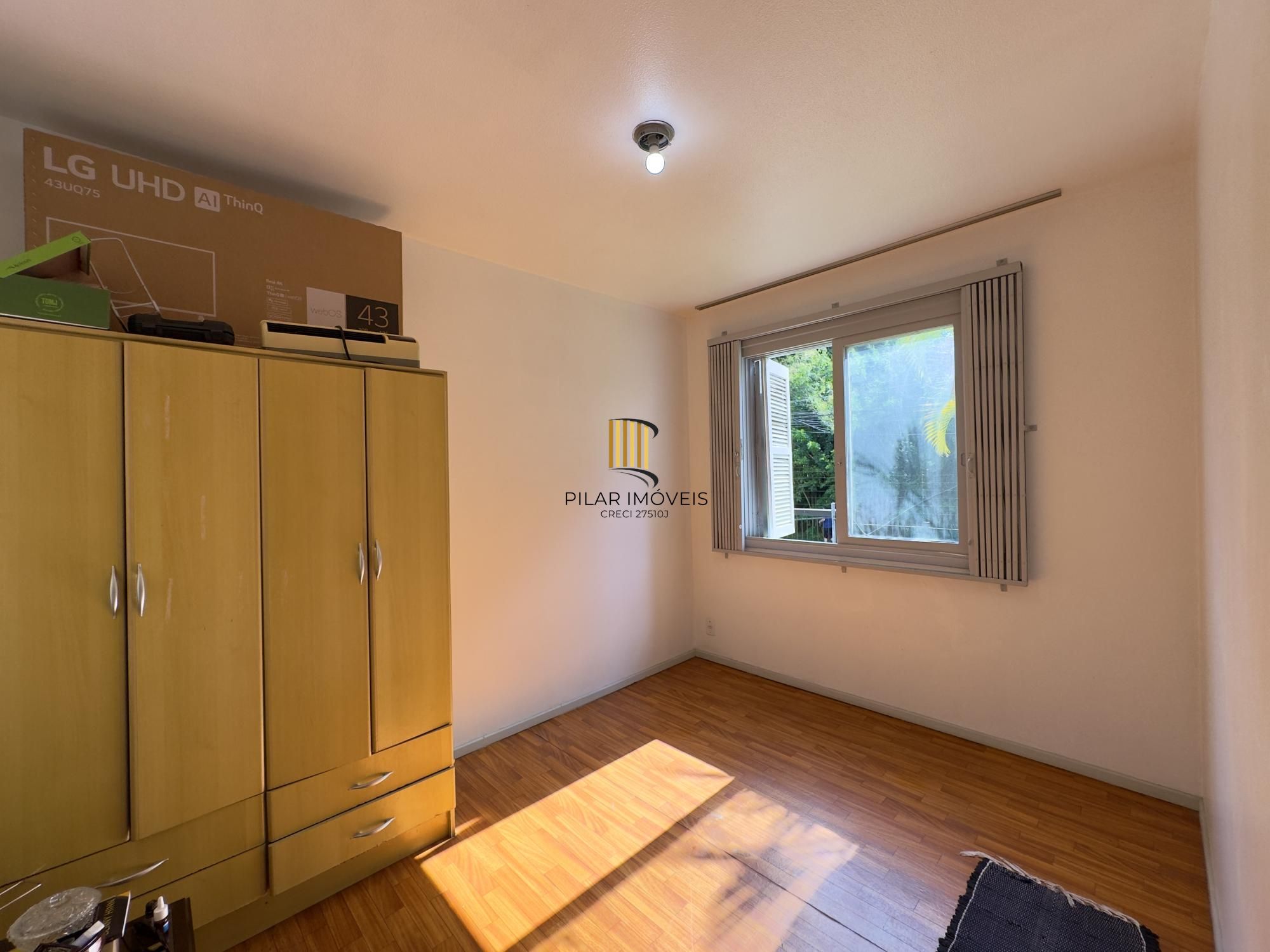 Apartamento 2 dormitório ensolarado e póximo ao Carrefour no bairro Partenon