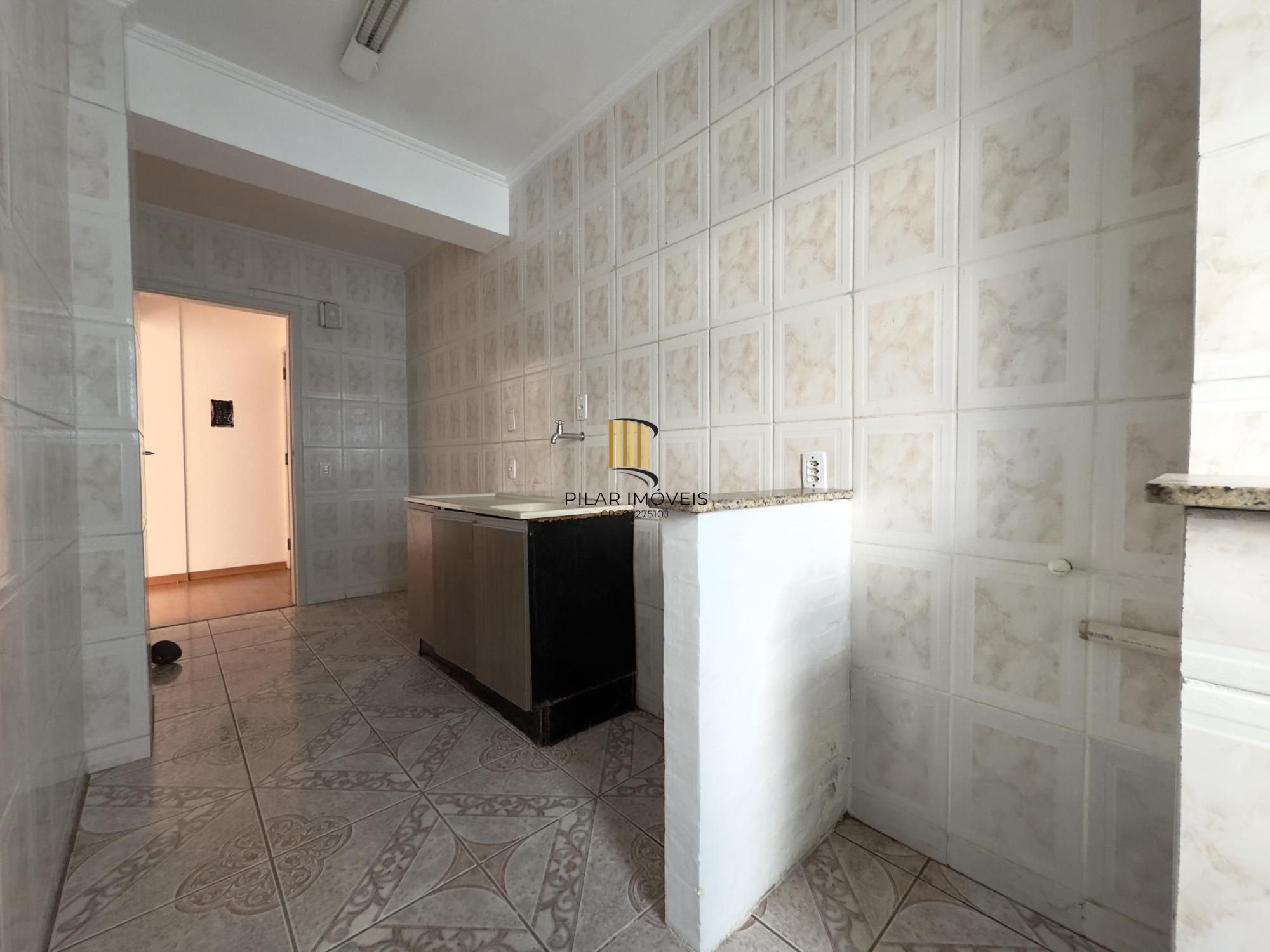 APARTAMENTO 2 DOMRITÓRIO DE FRENTE COM ÓTIMA ORIENTAÇÃO SOLAR NO BAIRRO CRISTAL