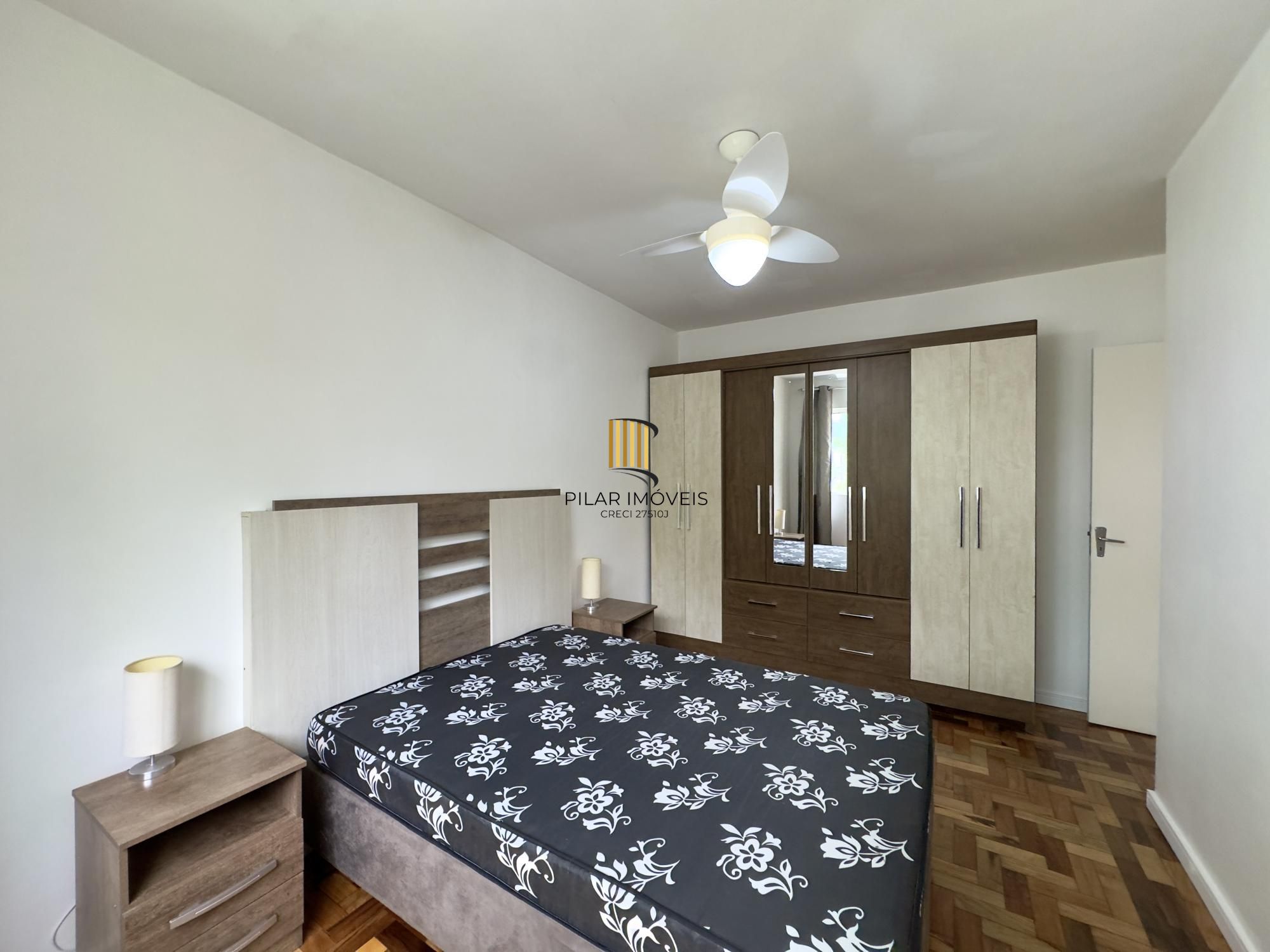 Apartamento de 3 dormitórios, super amplo e bem iluminado no Centro Histórico