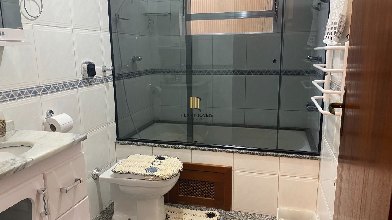 Apartamento 2 dormitórios, próximo ao Zaffari da Fernando Machado