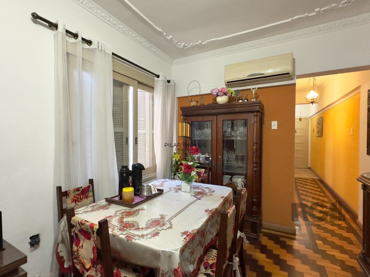 APARTAMENTO 3 DORMITÓRIOS DE 99M², COM SACADA, EM FRENTE À SANTA CASA NO CENTRO HISTÓRICO