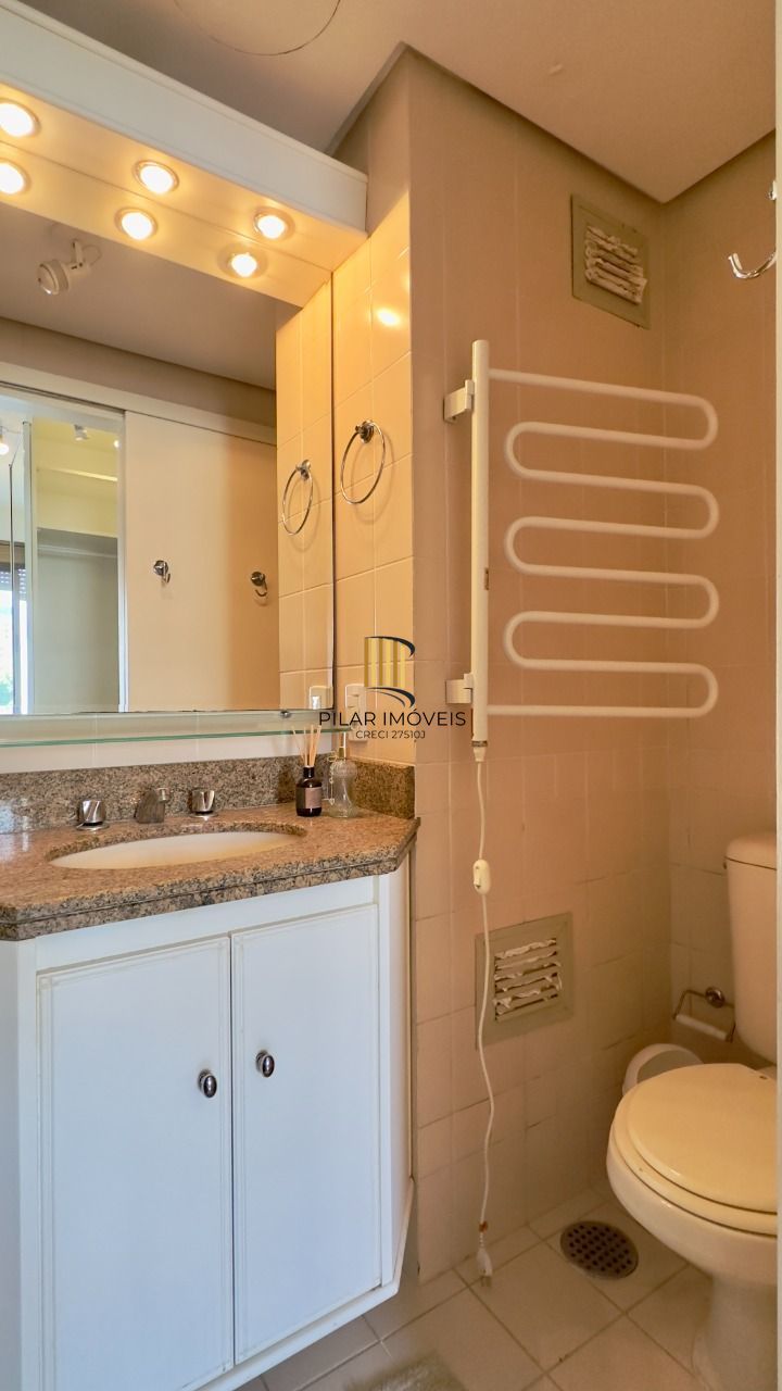 Apartamento 3 dormitórios no bairro Menino Deus