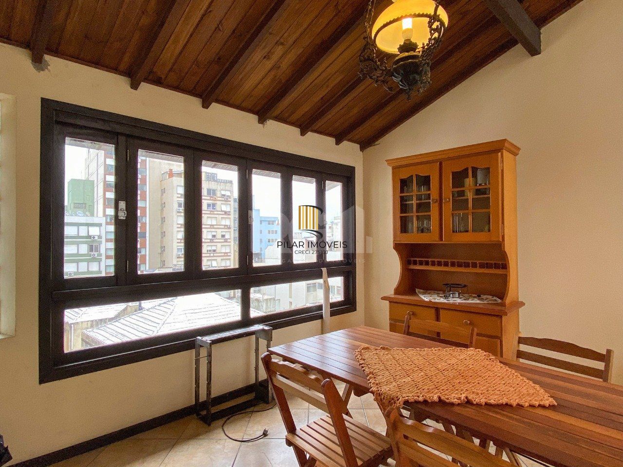 Casa para Venda - 350m², 2 dormitórios, sendo 2 suites, 2 vagas - Centro Histórico