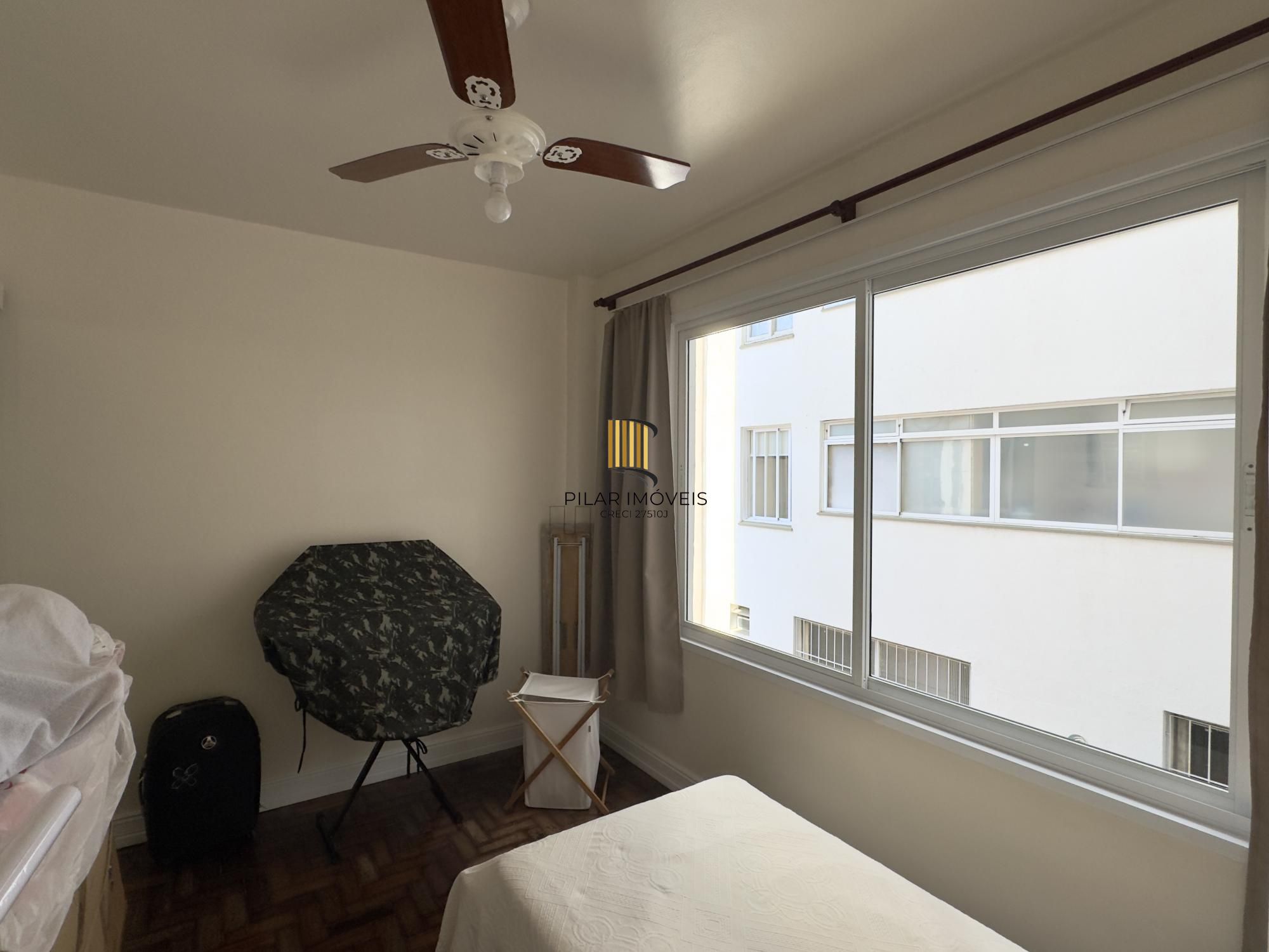 APARTAMENTO 2 DORMITÓRIOS COM PEÇAS AMPLAS NO CENTRO HISTÓRICO