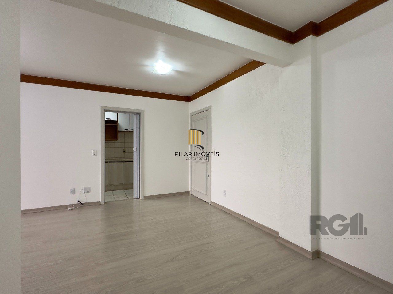 OPORTUNIDADE: APARTAMENTO 3 DORMITÓRIOS COM SUÍTE E VAGA DE GARAGEM NO MENINO DEUS