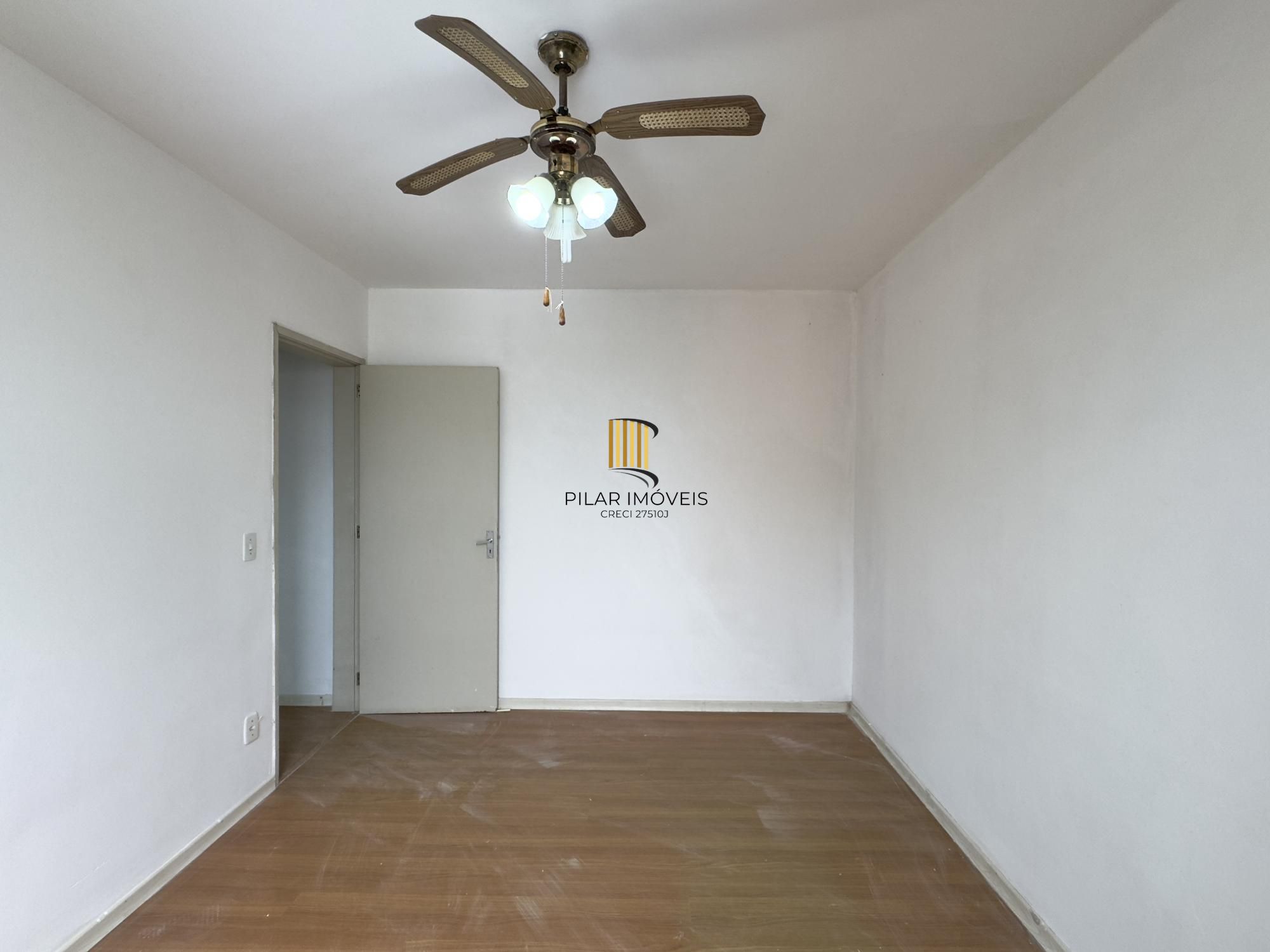 Apartamento 2 dormitório com dependência e vaga de garagem no Centro Histórico