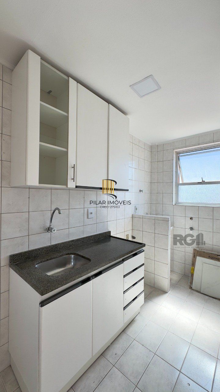 APARTAMENTO 1 DORMITÓRIO EM ANDAR ALTO COM VISTA PARA GUAÍBA NO CENTRO HISTÓRICO