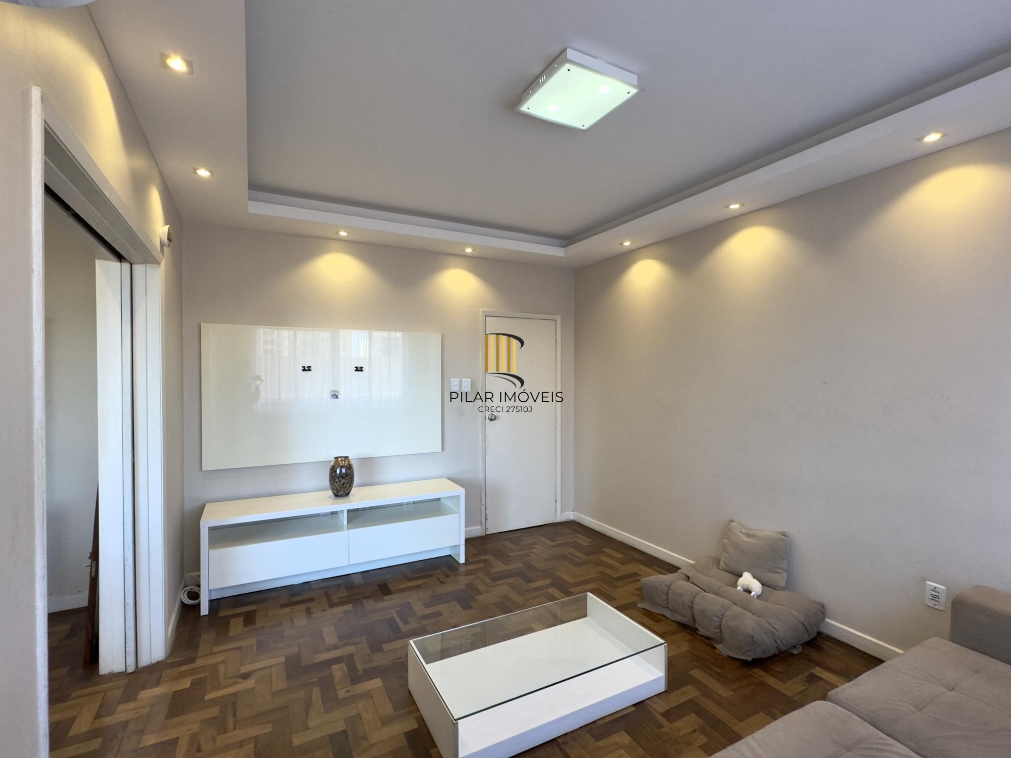 APARTAMENTO 3 DORMITÓRIOS COM LINDA VISTA DA CATEDRAL NO CENTRO HISTÓRICO