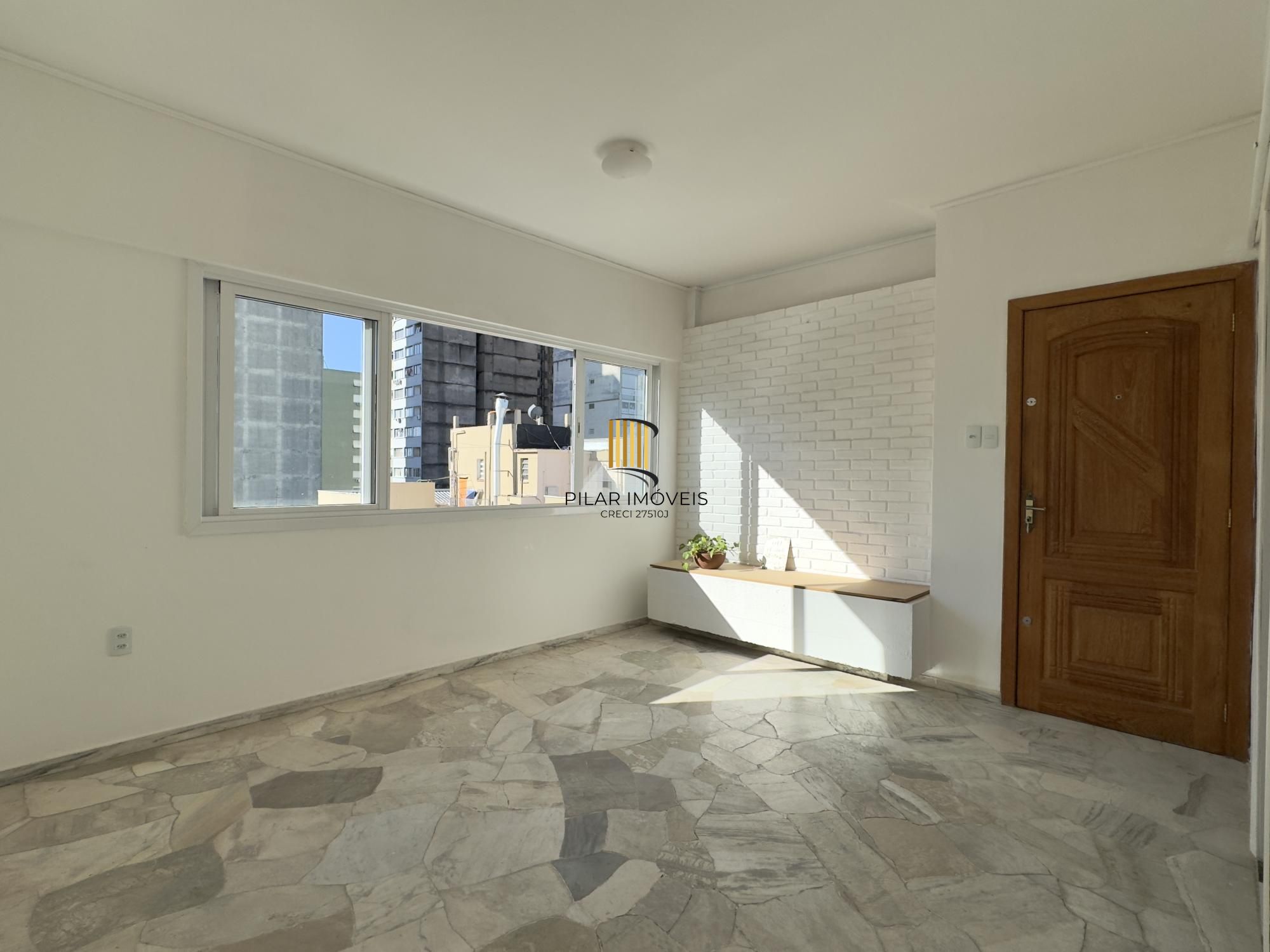 APARTAMENTO 2 DORMITÓRIOS REFORMADO COM LINDA VISTA NO CENTRO HISTÓRICO - Pilar Imóveis