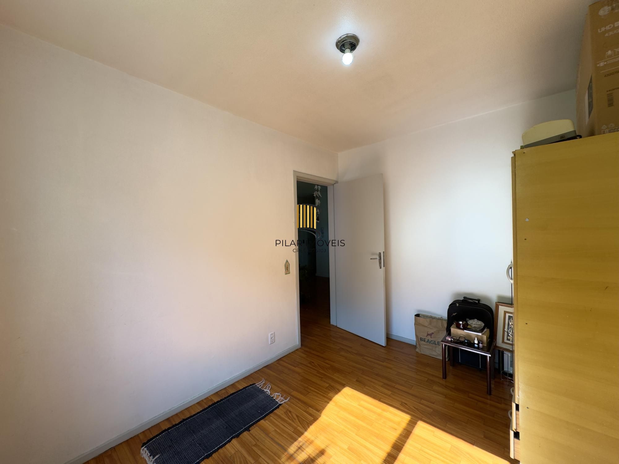 Apartamento 2 dormitório ensolarado e póximo ao Carrefour no bairro Partenon