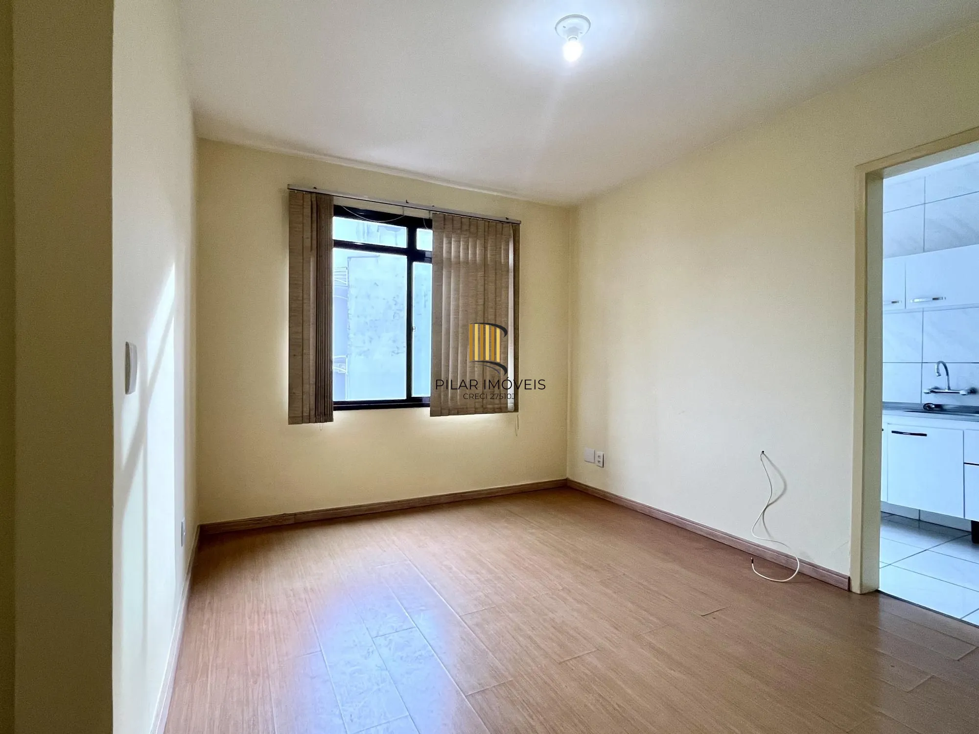 APARTAMENTO 1 DORMITÓRIO COM VAGA DE GARAGEM