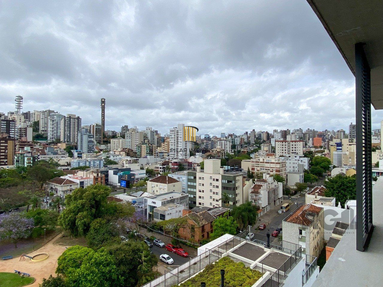 APARTAMENTO 2 DORMITÓRIOS COM VISTA DEFINIDA NA PARTE PLANA DO BELA VISTA