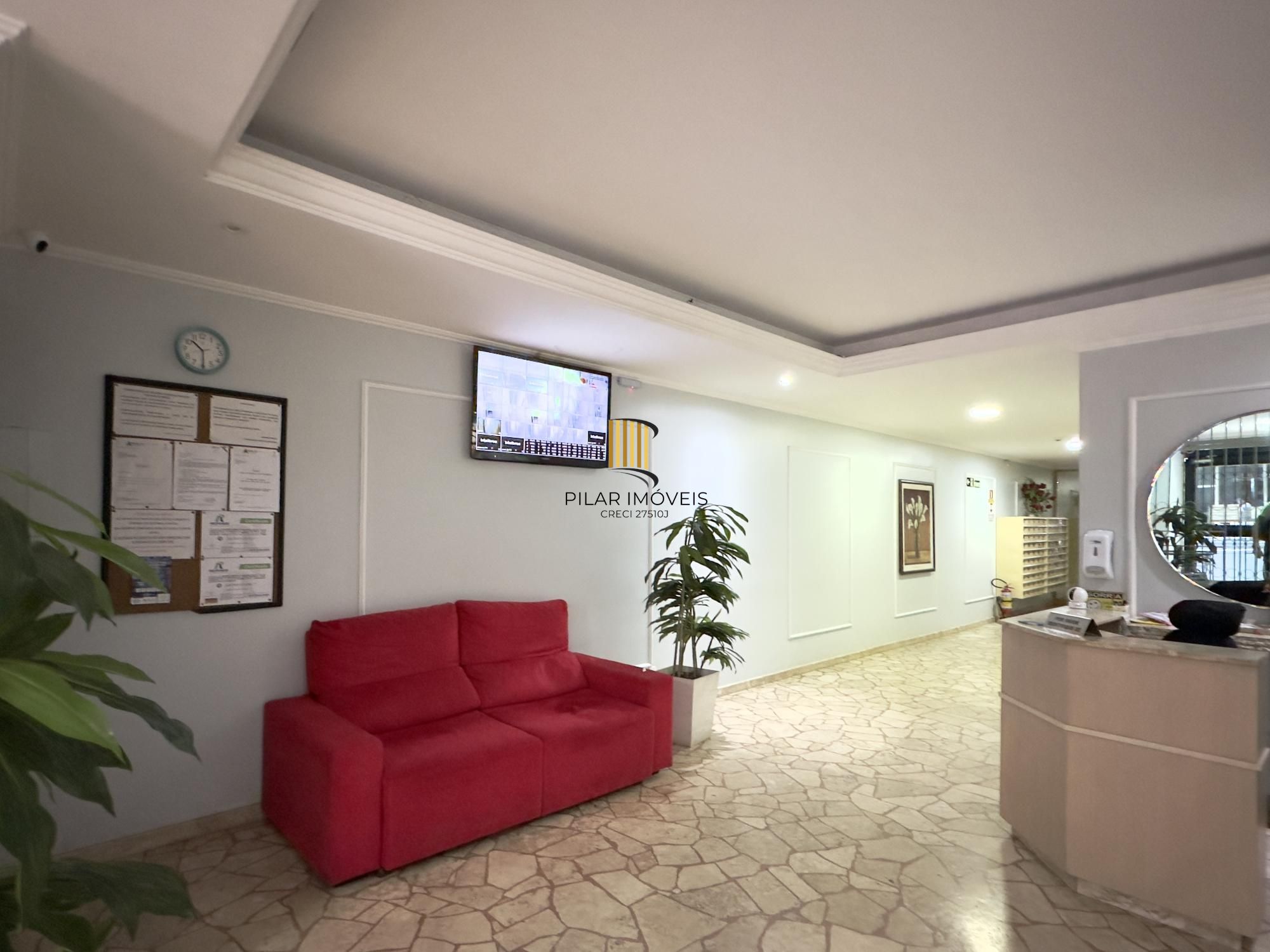 Apartamento 1 dormitório em andar alto, no coração do Centro Histórico