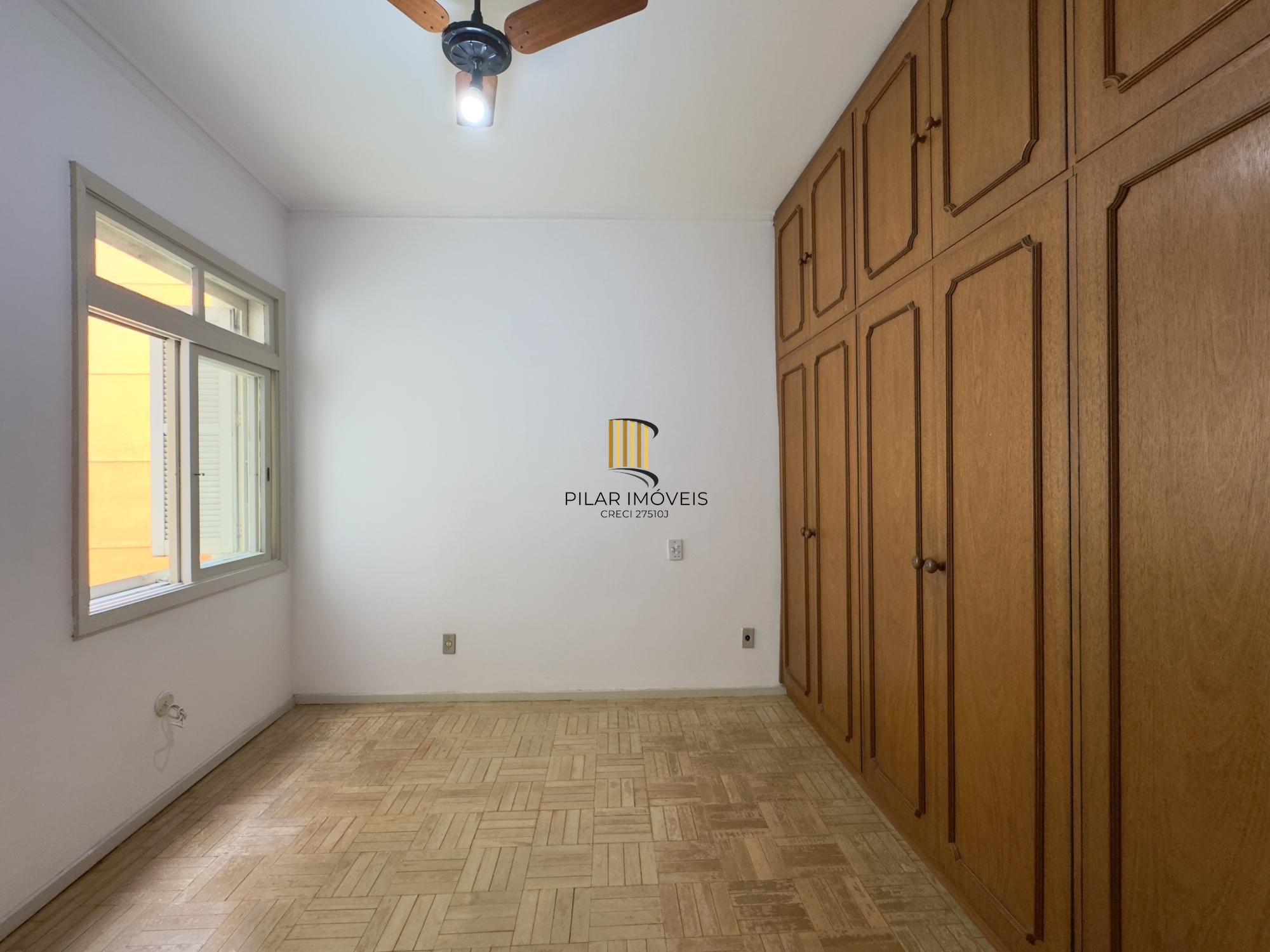 Apartamento 1 dormitório em andar alto, no coração do Centro Histórico