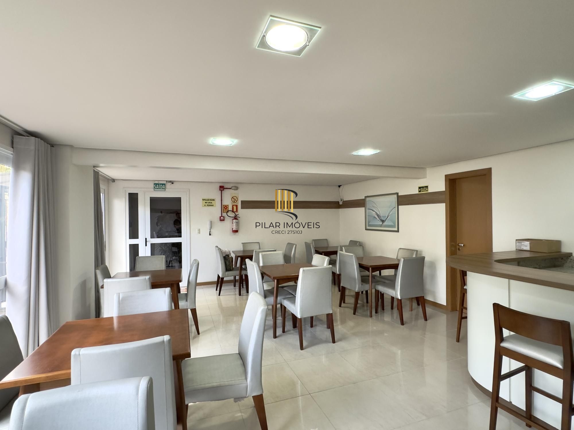 APARTAMENTO DE 2 DORMITÓRIOS, SENDO 1 SUÍTE E 2 VAGAS DE GARAGEM