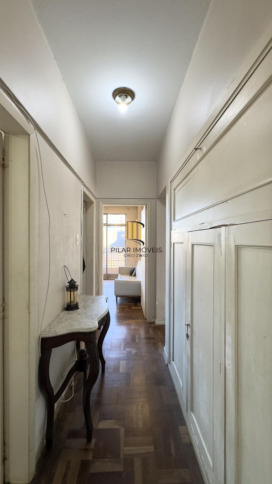 APARTAMENTO 3 DORMITÓRIOS COM LINDA VISTA DA CATEDRAL NO CENTRO HISTÓRICO
