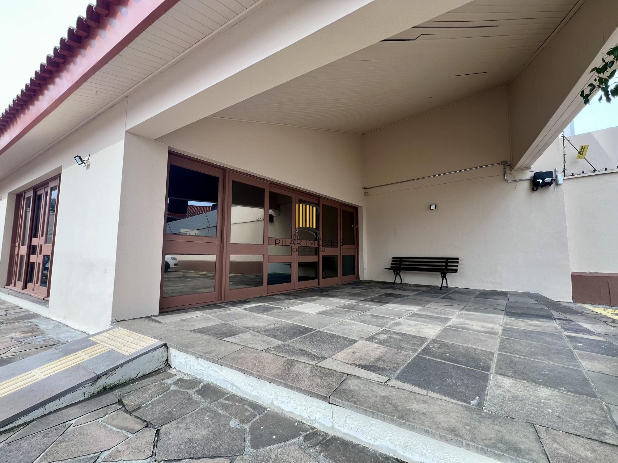APARTAMENTO 2 DORMITÓRIOS COM VAGA DE GARAGEM